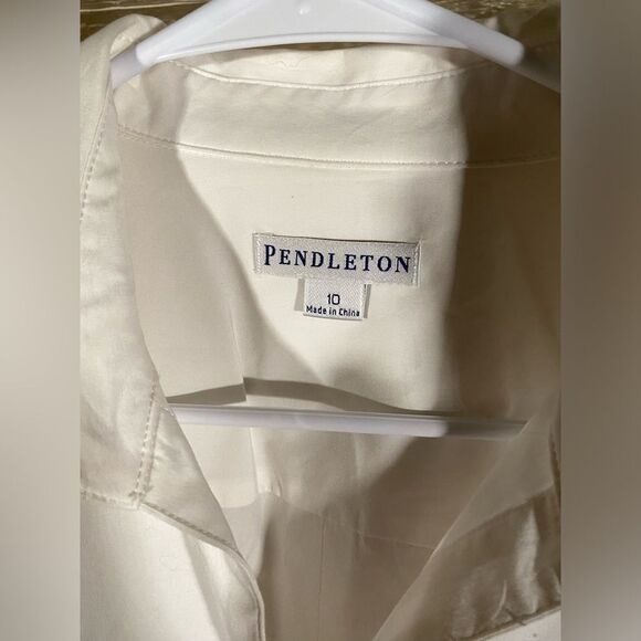 Collared white Pendleton blouse - Picture 2 of 8